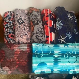 ✨ SEVEN ✨ pairs of TC LuLaRoe Leggings